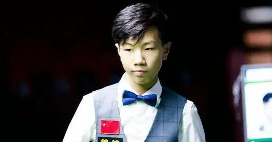 爱游戏体育地址-上海申鑫成功逆转，实现反击