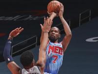 爱游戏app下载-人主场惊险逆转奇才，猛龙胜公牛