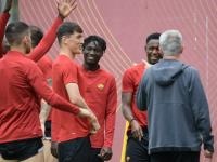 爱游戏官网-关于佛罗伦萨教练发布备战计划，球队备战状态佳的信息