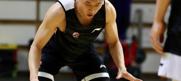 包含重庆男篮备战状态良好，全队备战的词条