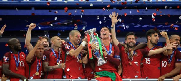 爱游戏官网-马德里热情欢迎欧洲杯比赛，球场人气高涨的简单介绍