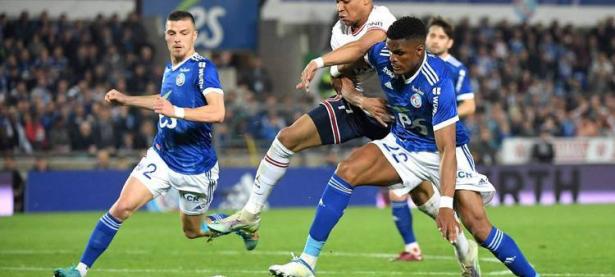 爱游戏在线-包含里昂主场胜斯特拉斯堡，继续稳居前三的词条