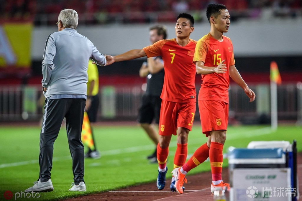 北京首钢凭借高效进攻,取得关键胜利的简单介绍 北京首钢凭借高效进攻,取得关键胜利的简单介绍