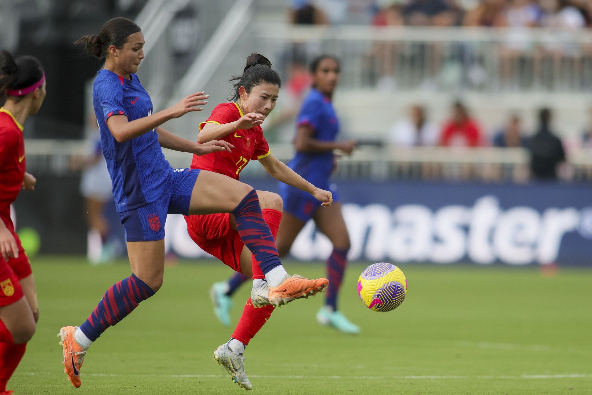 女足比赛中克罗地亚队勇夺胜利 女足比赛中克罗地亚队勇夺胜利