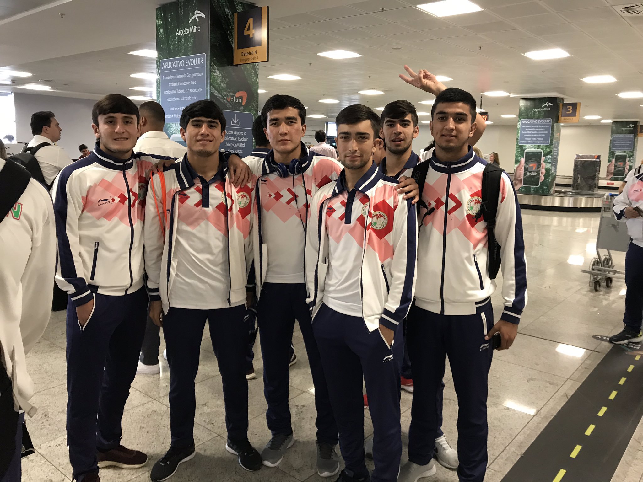 科威特球队在比赛中表现抢眼，晋级下一轮