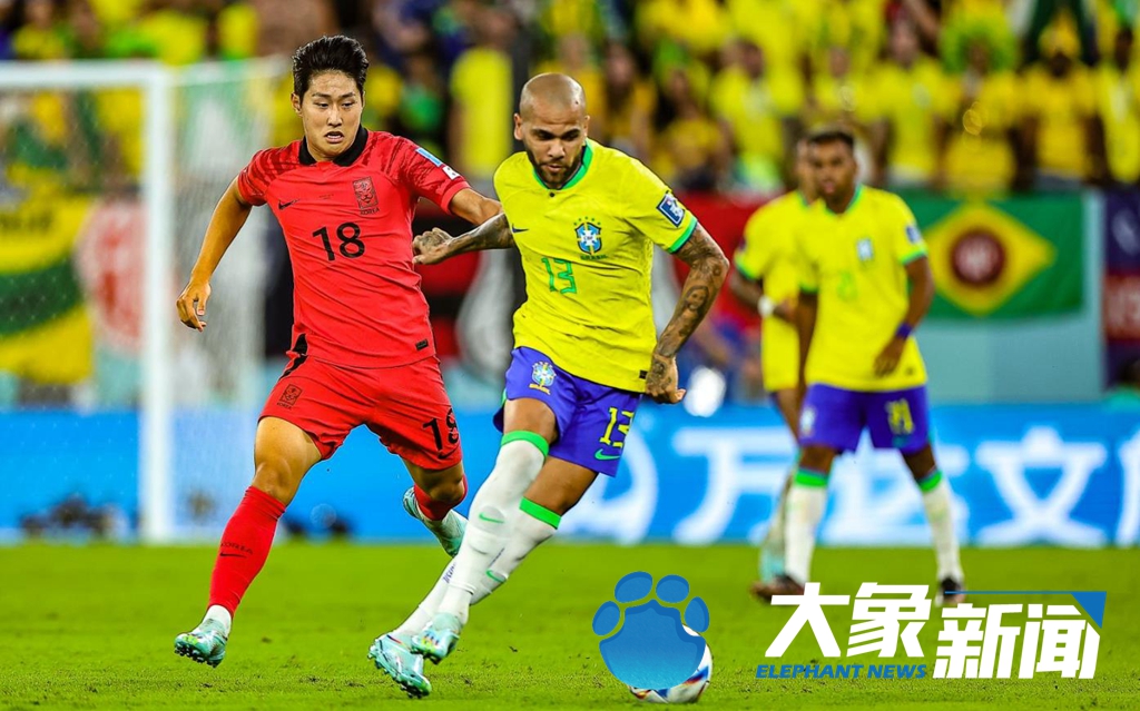 巴西排球队连胜三场晋级八强