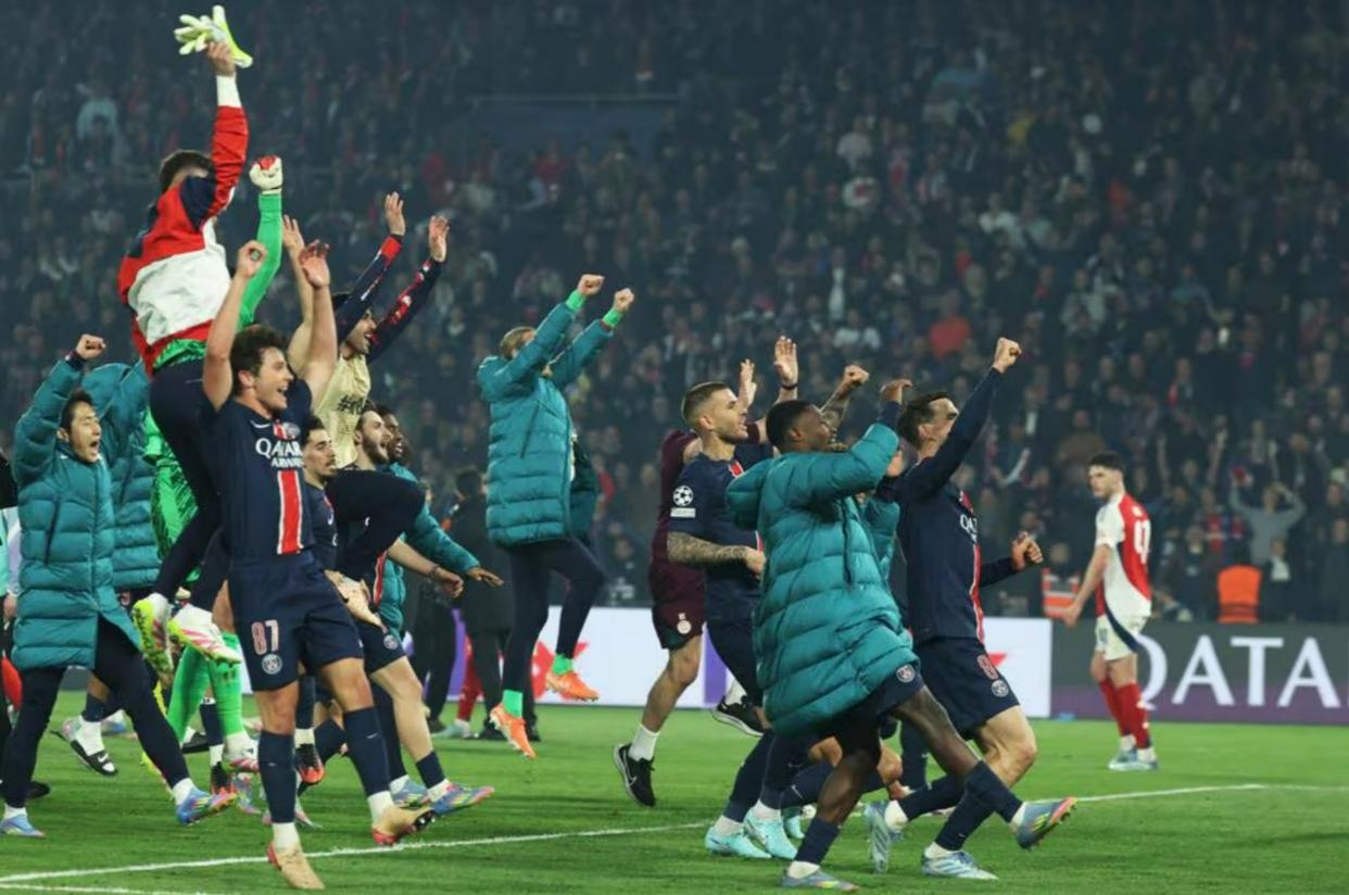 包含巴黎圣日耳曼横扫对手,大胜收官的词条 包含巴黎圣日耳曼横扫对手,大胜收官的词条