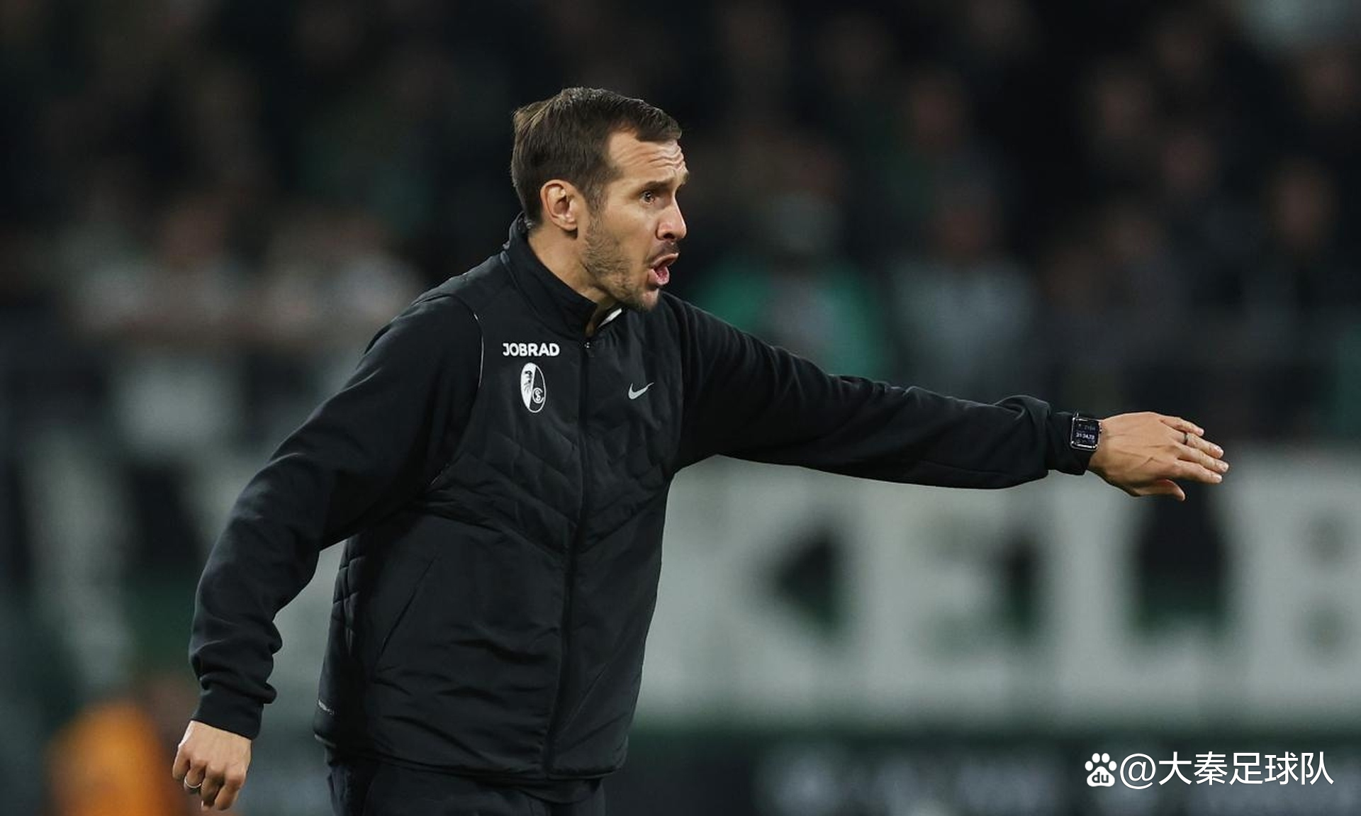 包含弗赖堡客场大胜,继续保持不败纪录的词条 包含弗赖堡客场大胜,继续保持不败纪录的词条