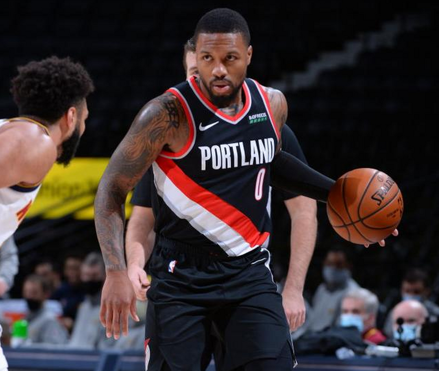 关于开拓者强化进攻防守，全面击败对手登顶西部积分榜！的信息