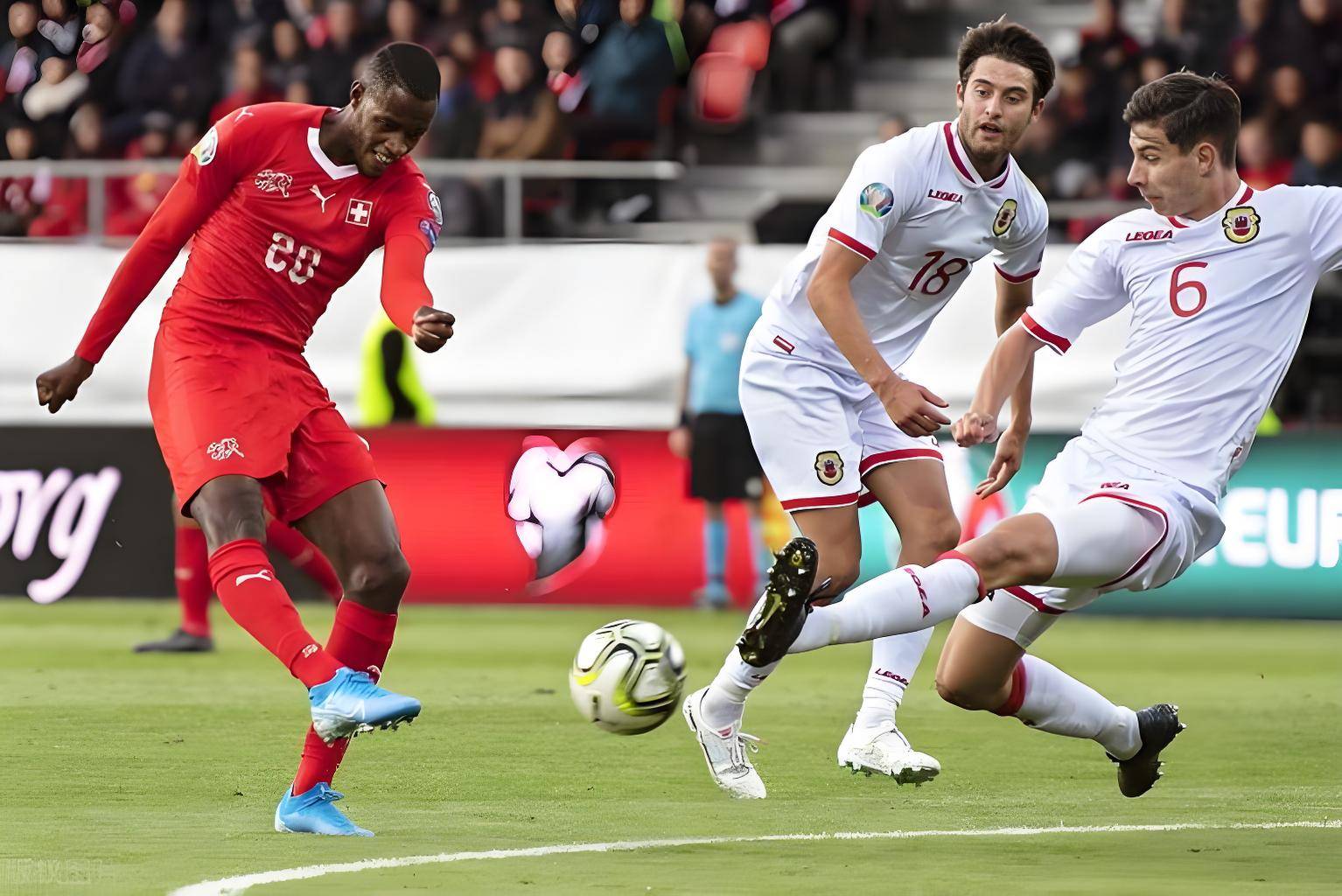 克罗地亚队与斯洛文尼亚队激战平局